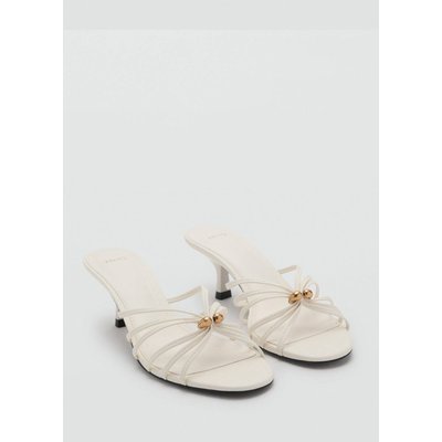Sandales talon kitten détail métallique MANGO