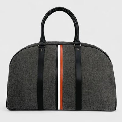 Sac de Voyage Huggy en tissu Upcyclé – Bandes Noire Blanche Argile, Durable & Stylé OH MY BAG