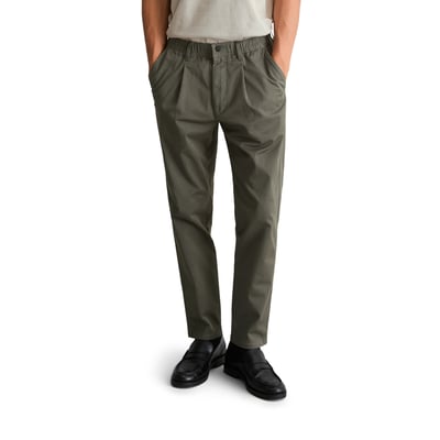Pantalon modèle Anders à plis, coupe courte en sergé de coton bio MARC O’POLO DENIM