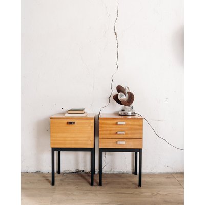 Lot de 2 tables de chevet Maïa N°121 - Bon état DEBONGOUT