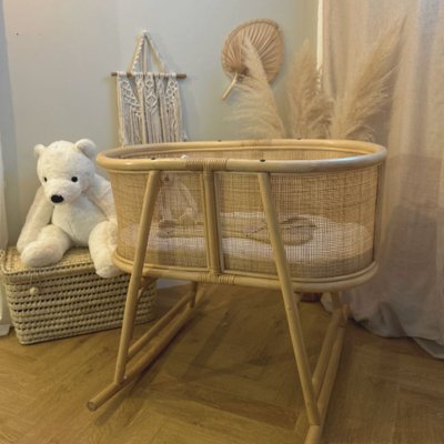 Berceau à bascule rotin et cannage - RINCA SAUDARA COLLECTIONS