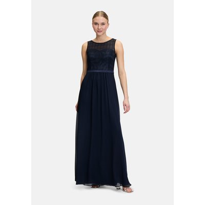 Robe de soirée en dentelle VERA MONT