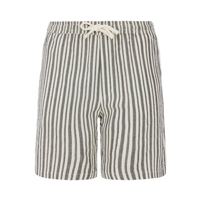 Shorts PRTGRISTON PROTEST