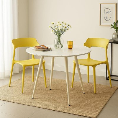 Обеденный стол на 4 персоны SO'HOME