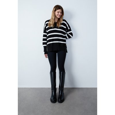Pull col V marinière détails boutons GISELO ETAM