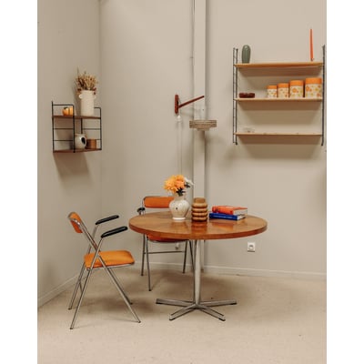Table à manger ronde au plateau en bois Karla N°1168 - Bon état DEBONGOUT