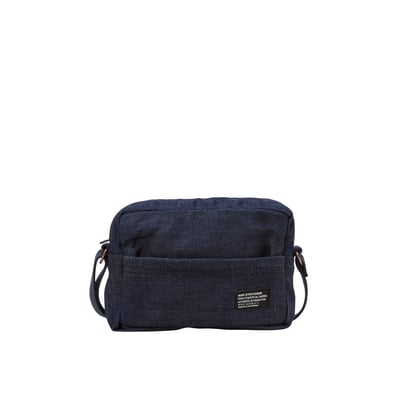 sac à bandoulière réalisé avec Orange Fiber MARC O’POLO DENIM