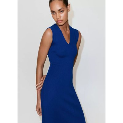 Robe en maille col V MANGO