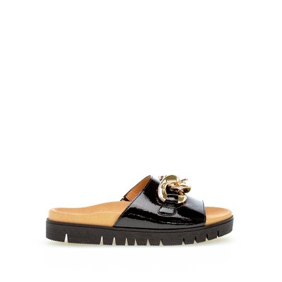 Sandales en vernis à talon compensé GABOR