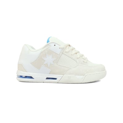 Chaussures en cuir. DC SHOES