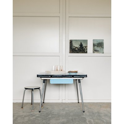 Table à manger bleue en formica Karla N°298 - Bon état DEBONGOUT