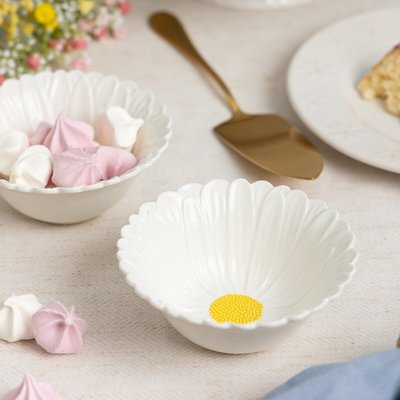 Set of 2 12cm Daisy Snack Bowls PRICE & KENSINGTON