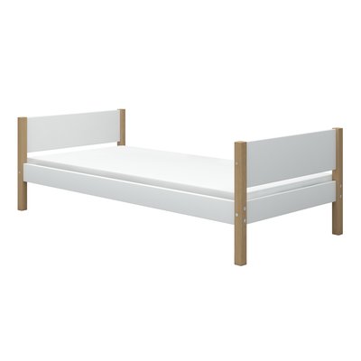Lit simple en bois blanc et pieds en chêne massif FLEXA