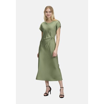 Robe de soirée de longueur 7/8 VERA MONT