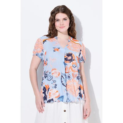 Blouse à fleurs. Manches courtes. Petit col ULLA POPKEN