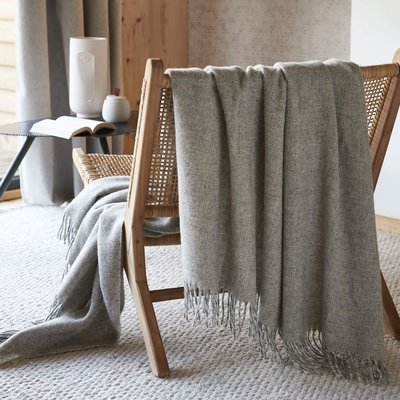 Plaid à franges en laine à carreaux beige TERRE DE NUIT