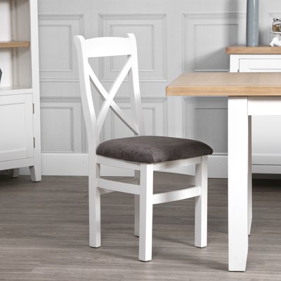 Chaise blanche en chêne avec dossier croisé (lot de 2) NAXOS PIER IMPORT