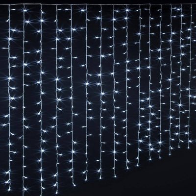 Rideau de façade extérieur 150x200cm blanc froid 300 LED + transfo FEERIC LIGHTS & CHRISTMAS