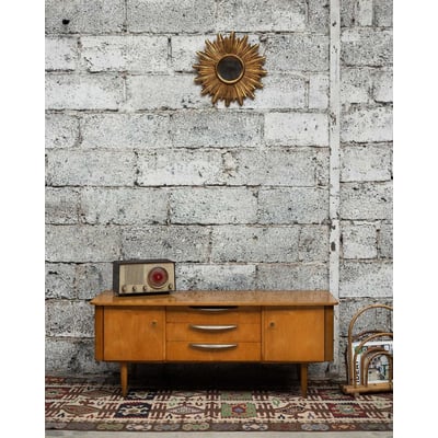 Enfilade bois clair laqué Margaret N°490 - Bon état DEBONGOUT