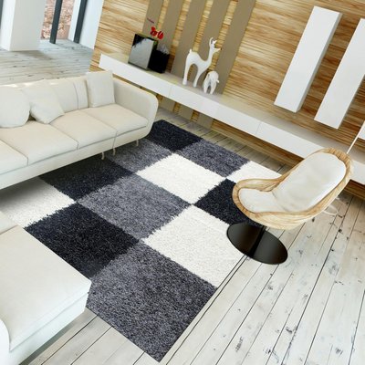 Tapis poils longs shaggy tissé motif damier CARRÉ A UN AMOUR DE TAPIS
