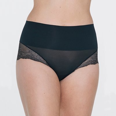 Culotte gainante avec détails en dentelle Undie-tectable® SPANXsupersmooth™ SPANX