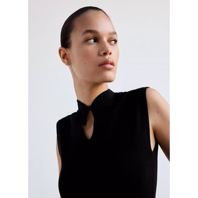 Pull col cheminée à découpe MANGO
