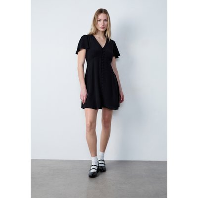 Robe courte et boutonnée à manches courtes FINTO ETAM