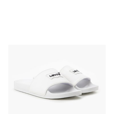 June Batwing Patch S Sliders LEVI'S