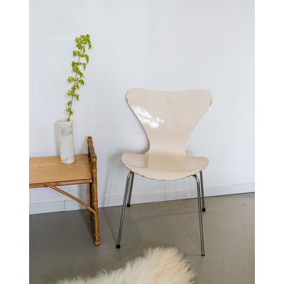Paire de chaises en métal Diana N°328 - Bon état DEBONGOUT