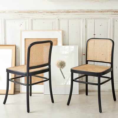 Lot de 2 chaises en bois d'acajou et cannage  ARON BERAH GETAH