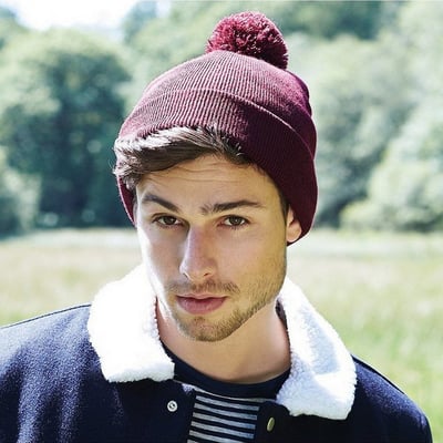 Bonnet avec pompon BEECHFIELD