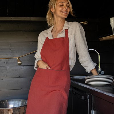 Tablier en lin lavé, AUTOUR DU LIN BLANC CERISE
