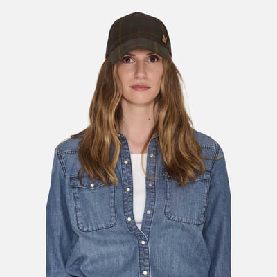 Chapeau EDGE MKT STUDIO