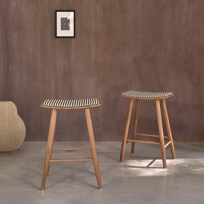 Lot de 2 tabourets de bar en teck massif et tissu rayé  AMBRE BERAH GETAH