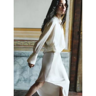 Robe satinée asymétrique MANGO