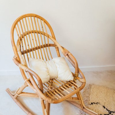 Rocking-chair enfant en rotin - JUNE SAUDARA COLLECTIONS