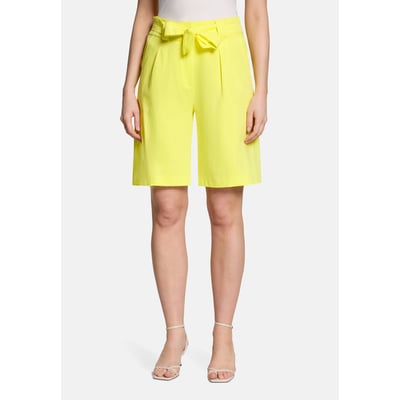 Short à pinces BETTY BARCLAY