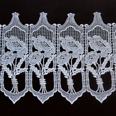 Brise bise macramé au bouquet fleuri HOME MAISON