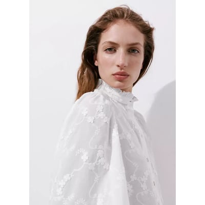 Blouse 100 % coton avec broderies florales MANGO