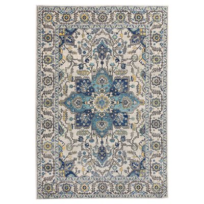 Traditional Persian Style Rug SO'HOME