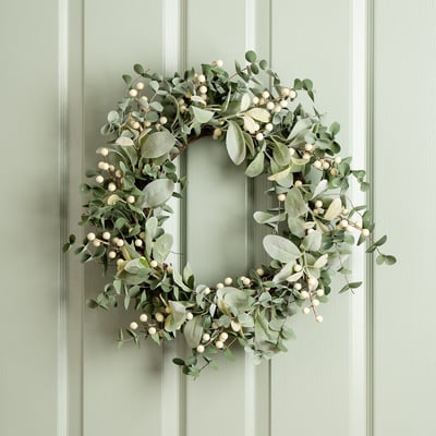 56cm Eucalyptus, Lambs Ear & Berry Wreath SO'HOME