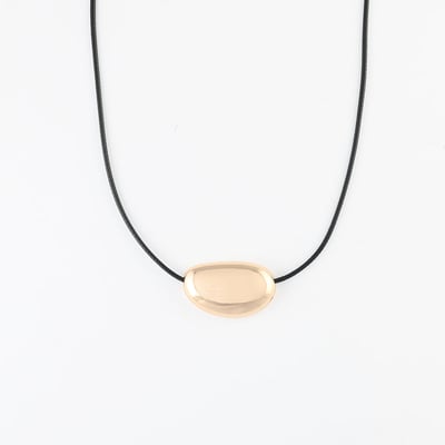 Collier cordon pendentif galet en métal doré BALABOOSTE
