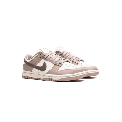 Nike blanche et beige discount
