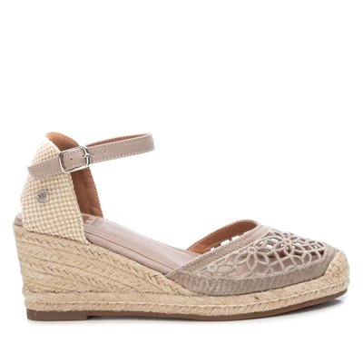 Espadrille avec talon de 7 cm. XTI