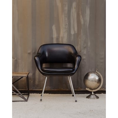 Fauteuil en cuir noir et chromé Jakob N°1337 - Bon état DEBONGOUT