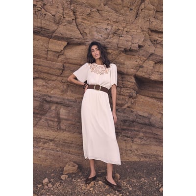 Robe fluide à dentelles PERFECT Maison 123