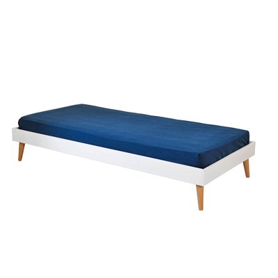 Pack lit enfant avec pieds et matelas Bois massif  DARLA AKITEN RETAIL
