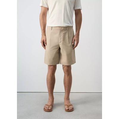 Bermuda en mélange de coton et lyocell à pinces MANGO MAN