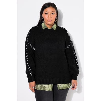 Pull oversize. Manches longues et coutures STUDIO UNTOLD