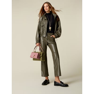 Pantalon flare en tissu enduit OLTRE